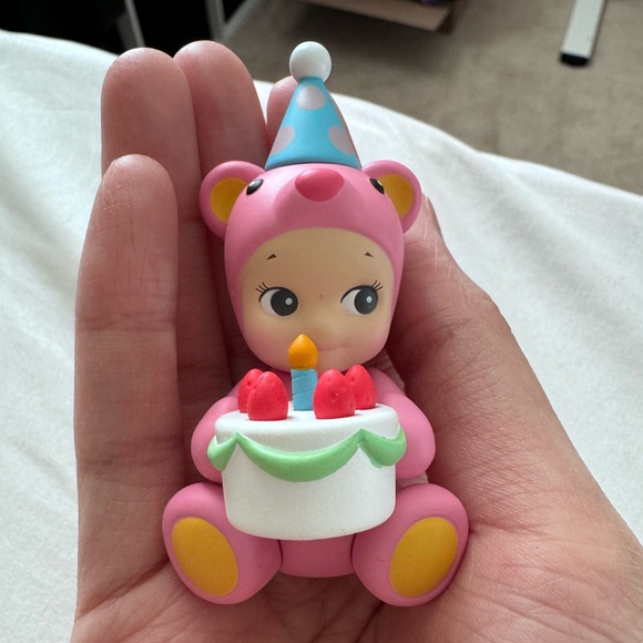 SOLD— Sonny Angel Birthday Series ; Pink Bear - Picture 2 of 4